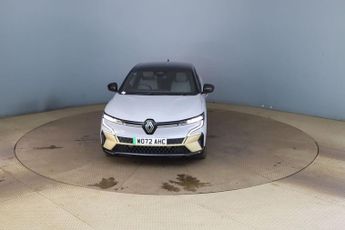 RENAULT 11 60kWh launch edition Hatchback 5dr Electric Auto (220 ps)
