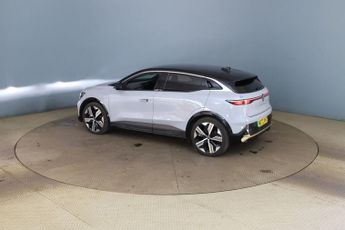 RENAULT 11 60kWh launch edition Hatchback 5dr Electric Auto (220 ps)