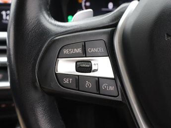 BMW 3 SERIES 2.0 330e 12kWh Sport Pro Touring 5dr Petrol Plug-in Hybrid Auto 