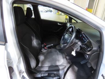 NISSAN LEAF 40kWh Tekna Hatchback 5dr Electric Auto (150 ps)