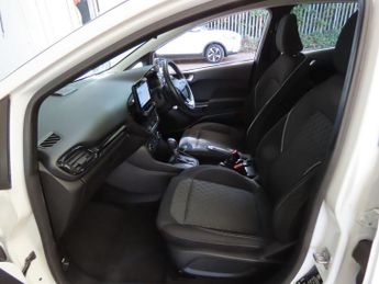 NISSAN LEAF 40kWh Tekna Hatchback 5dr Electric Auto (150 ps)