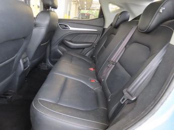 MG MG ZS 44.5kWh Exclusive SUV 5dr Electric Auto (143 ps)