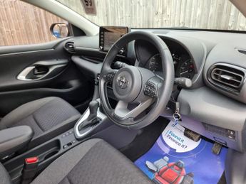 TOYOTA YARIS 1.5 VVT-h Icon Hatchback 5dr Petrol Hybrid E-CVT Euro 6 (s/s) (1