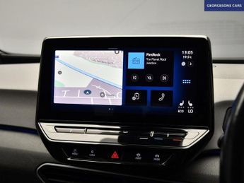 VOLKSWAGEN ID.3 Pro Performance 58kWh Life Hatchback 5dr Electric Auto (204 ps)