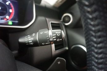 LAND ROVER RANGE ROVER SPORT 3.0 SD V6 HSE SUV 5dr Diesel Auto 4WD Euro 6 (s/s) (306 ps)  -Fa