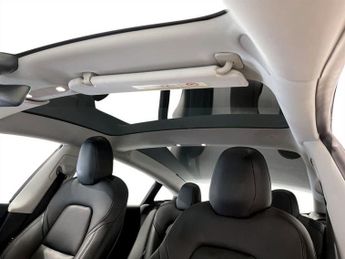 TESLA Model 3 (Dual Motor) Long Range Saloon 4dr Electric Auto 4WDE (346 ps)