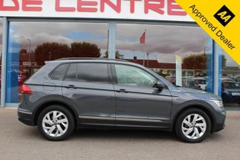 VOLKSWAGEN TIGUAN 2.0 TDI Life SUV 5dr Diesel DSG Euro 6 (s/s) (150 ps)