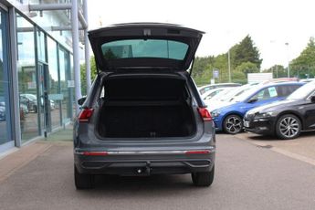 VOLKSWAGEN TIGUAN 2.0 TDI Life SUV 5dr Diesel DSG Euro 6 (s/s) (150 ps)