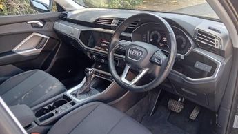 Audi Q3 2.0 TDI 35 Technik SUV 5dr Diesel S Tronic Euro 6 (s/s) (150 ps)