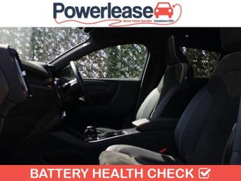 VOLVO C40 Twin Recharge 78kWh Pro SUV 5dr Electric Auto AWD (408 ps)