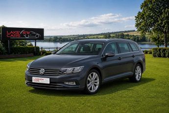 VOLKSWAGEN PASSAT 1.6 TDI SE Nav Estate 5dr Diesel DSG Euro 6 (s/s) (120 ps)