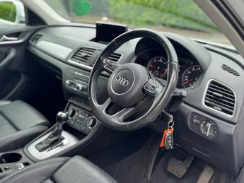 AUDI Q3 2.0 TDI SE SUV 5dr Diesel S Tronic quattro Euro 6 (s/s) (150 ps)