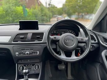 AUDI Q3 2.0 TDI SE SUV 5dr Diesel S Tronic quattro Euro 6 (s/s) (150 ps)