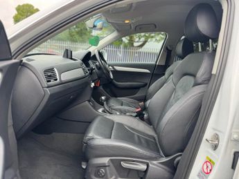 AUDI Q3 2.0 TDI SE SUV 5dr Diesel S Tronic quattro Euro 6 (s/s) (150 ps)