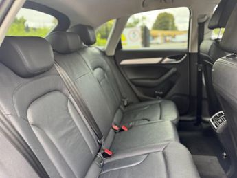 AUDI Q3 2.0 TDI SE SUV 5dr Diesel S Tronic quattro Euro 6 (s/s) (150 ps)