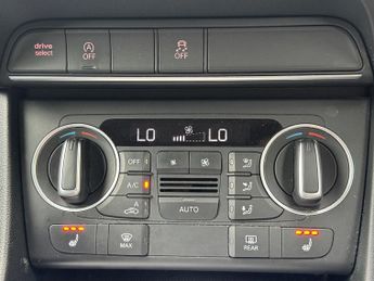 AUDI Q3 2.0 TDI SE SUV 5dr Diesel S Tronic quattro Euro 6 (s/s) (150 ps)