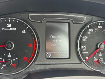AUDI Q3 2.0 TDI SE SUV 5dr Diesel S Tronic quattro Euro 6 (s/s) (150 ps)