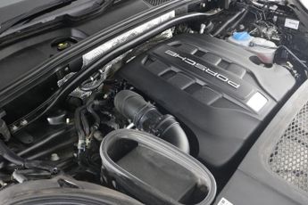 PORSCHE MACAN 3.0 TD V6 S SUV 5dr Diesel PDK 4WD Euro 6 (s/s) (258 ps)
