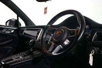 PORSCHE MACAN 3.0 TD V6 S SUV 5dr Diesel PDK 4WD Euro 6 (s/s) (258 ps)