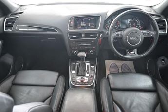 AUDI Q5 2.0 TDI S line Plus Special Edition SUV 5dr Diesel S Tronic quat