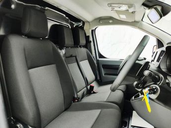 CITROEN DISPATCH 2.0 BlueHDi 1400 Enterprise Pro M Panel Van 6dr Diesel EAT8 FWD 