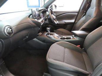 NISSAN JUKE 1.6 N-Connecta SUV 5dr Petrol Hybrid Auto Euro 6 (143 ps) Rear V