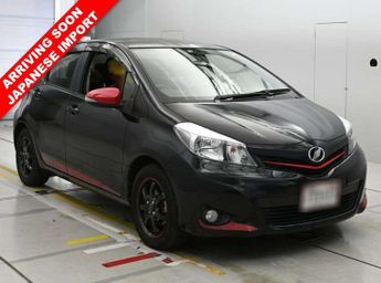 TOYOTA VITZ 1.3 Automatic petrol Hatchback Black 5dr