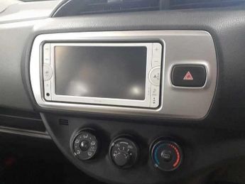 TOYOTA VITZ 1.0 Automatic Petrol Hatchback Silver 5dr