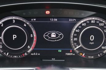 VOLKSWAGEN TIGUAN 2.0 TDI R-Line SUV 5dr Diesel DSG 4Motion Euro 6 (s/s) (190 ps)