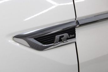 VOLKSWAGEN TIGUAN 2.0 TDI R-Line SUV 5dr Diesel DSG 4Motion Euro 6 (s/s) (190 ps)
