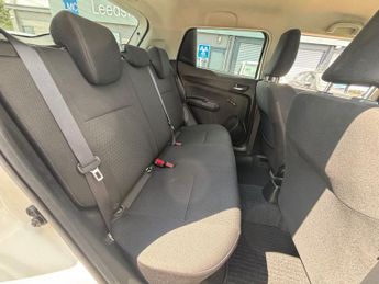 SUZUKI SWIFT 1.2 Dualjet MHEV SZ-T Hatchback 5dr Petrol Hybrid CVT Euro 6 (s/