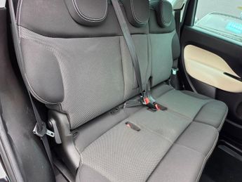 FIAT 500L 1.3 MultiJet Trekking MPV 5dr Diesel Dualogic Euro 6 (s/s) (95 p