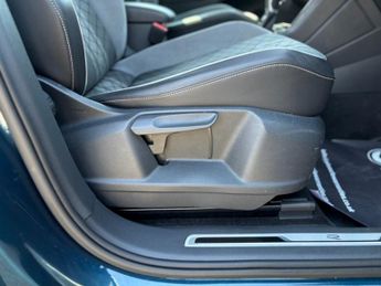 VOLKSWAGEN TIGUAN 1.5 TSI R-Line SUV 5dr Petrol DSG Euro 6 (s/s) (150 ps)