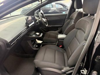 MG MG4 64kWh SE Long Range Hatchback 5dr Electric Auto (203 ps)