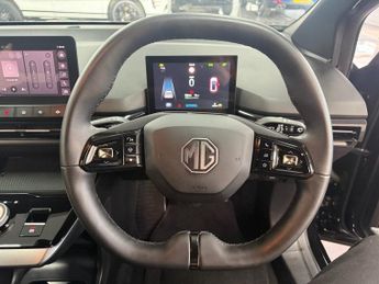 MG MG4 64kWh SE Long Range Hatchback 5dr Electric Auto (203 ps)