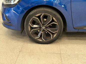 RENAULT CLIO 0.9 TCe Dynamique S Nav Hatchback 5dr Petrol Manual Euro 6 (s/s)
