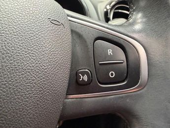 RENAULT CLIO 0.9 TCe Dynamique S Nav Hatchback 5dr Petrol Manual Euro 6 (s/s)