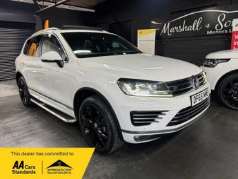 VOLKSWAGEN TOUAREG 3.0 TDI V6 BlueMotion Tech R-Line SUV 5dr Diesel Tiptronic 4WD E