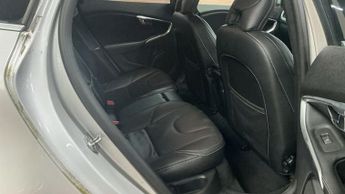 VOLVO V40 1.5 T3 GPF R-Design Pro Hatchback 5dr Petrol Auto Euro 6 (s/s) (