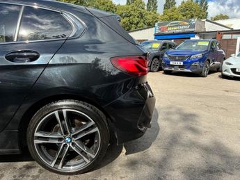 BMW 1 SERIES 1.5 118i M Sport Hatchback 5dr Petrol DCT Euro 6 (s/s) (140 ps)