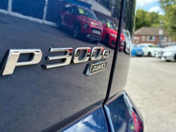 JAGUAR E-PACE 1.5 P300e 12.17kWh R-Dynamic HSE SUV 5dr Petrol Plug-in Hybrid A
