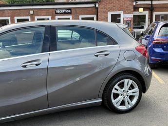 MERCEDES-BENZ A CLASS 1.6 A180 Sport (Premium) Hatchback 5dr Petrol 7G-DCT Euro 6 (s/s