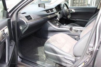 LEXUS CT 1.8 200h Hatchback 5dr Petrol Hybrid E-CVT Euro 6 (s/s) (136 ps)