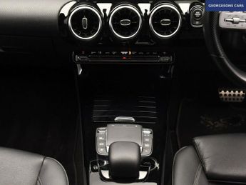 MERCEDES-BENZ CLA 1.3 CLA200 AMG Line Coupe 4dr Petrol 7G-DCT Euro 6 (s/s) (163 ps