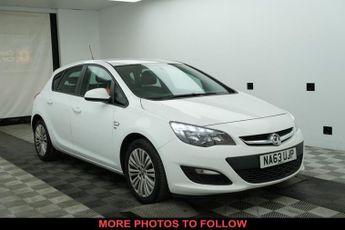 Vauxhall Astra 1.6 16v Energy Hatchback 5dr Petrol Manual Euro 5 (115 ps)
