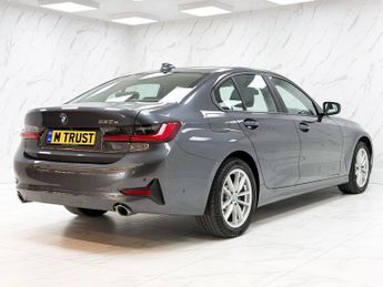 BMW 3 SERIES 2.0 330e 12kWh SE Pro Saloon 4dr Petrol Plug-in Hybrid Auto Euro