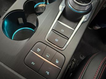 FORD KUGA 2.5 Duratec 14.4kWh ST-Line X Edition SUV 5dr Petrol Plug-in Hyb