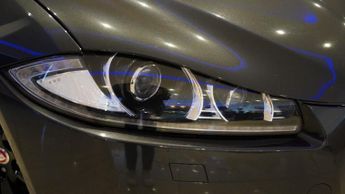 JAGUAR XF 3.0d V6 R-Sport Saloon 4dr Diesel Auto Euro 5 (s/s) (240 ps)