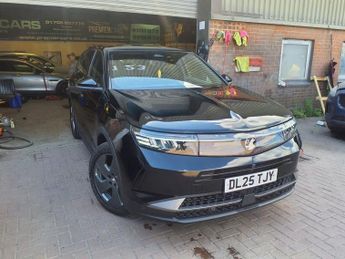 VAUXHALL GRANDLAND 1.2 Design SUV 5dr Petrol Hybrid e-DCT Euro 6 (s/s) (136 ps)