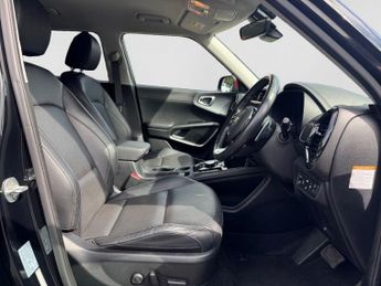 KIA SOUL 64kWh First Edition SUV 5dr Electric Auto (201 bhp)
